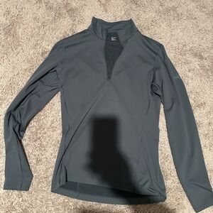Arc’teryx pullover with zipper